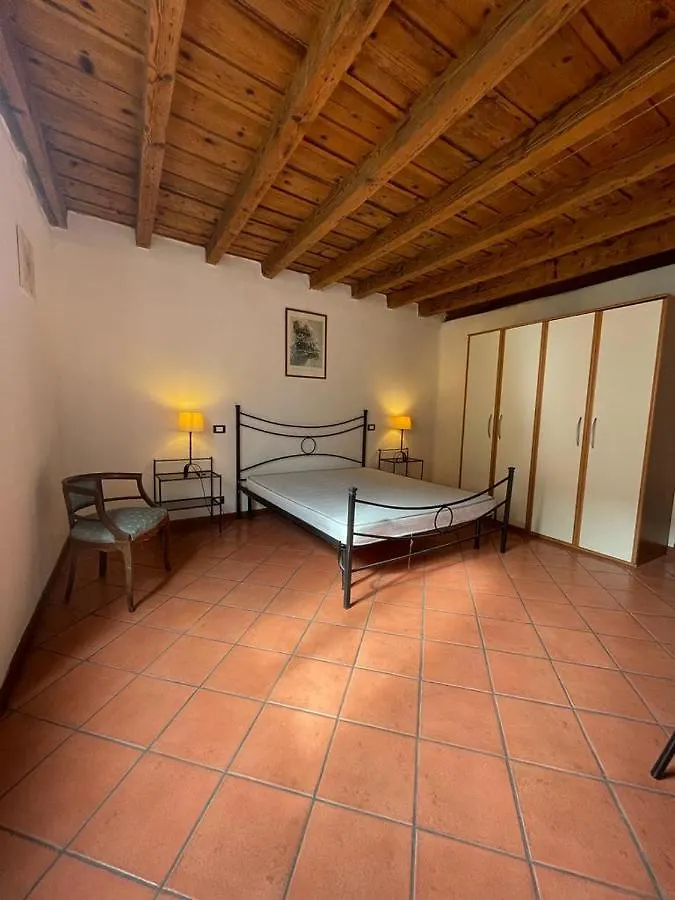 베르가모 Casa Borgo Antico 아파트